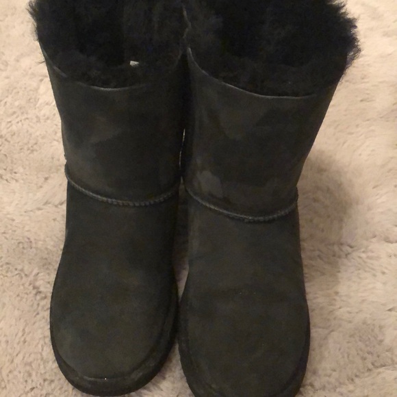 UGG Bailey - Picture 3 of 7